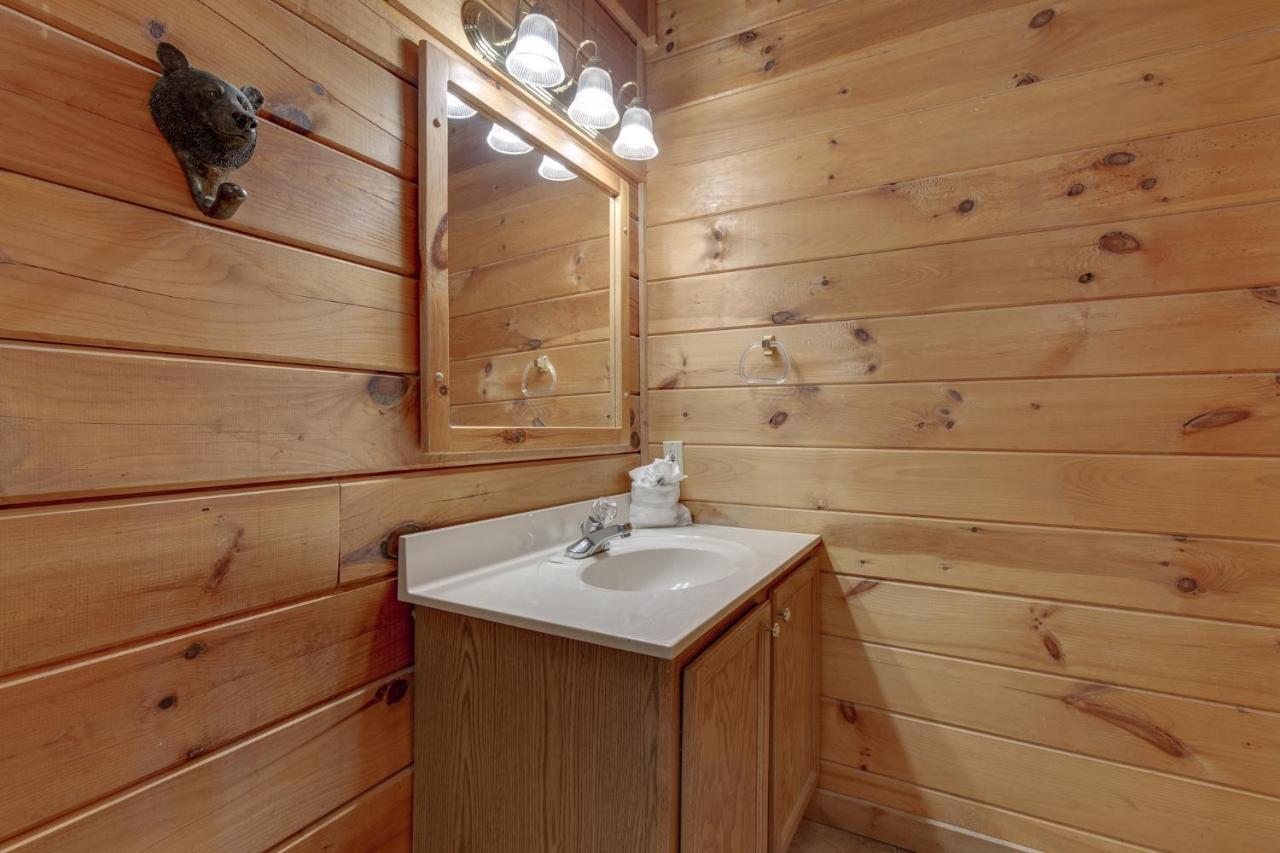Wildwood Cove, 2 Bedrooms, Fireplace, Wifi, Jetted Tub, Hot Tub, Sleeps 6 Sevierville Extérieur photo